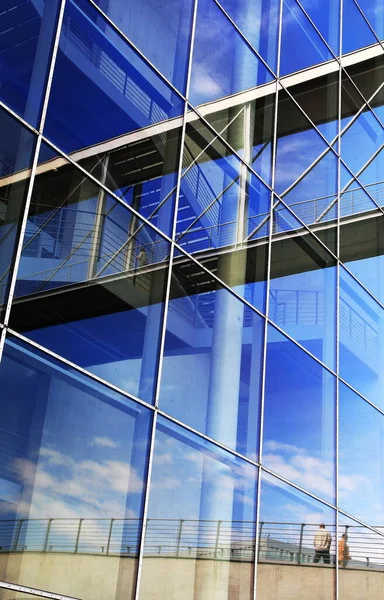 Glaswände Des Modernen Gebäudes — Stockfoto