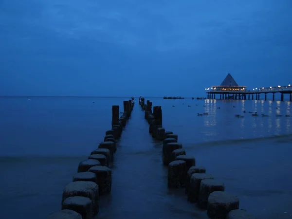 Pier Heringsdorf Por Noche —  Fotos de Stock