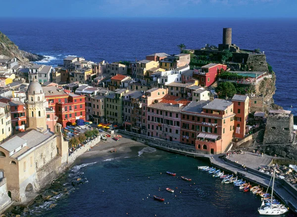 Port Bay Vernazza Cinque Terre — стокове фото