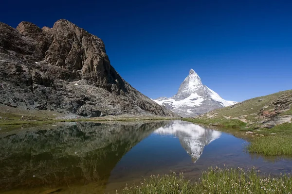 Incrível Natureza Alpes Montanhas Fundo — Fotografia de Stock