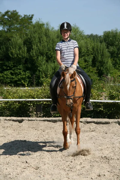 Söt Barnporträtt Lycklig Barndom Koncept — Stockfoto