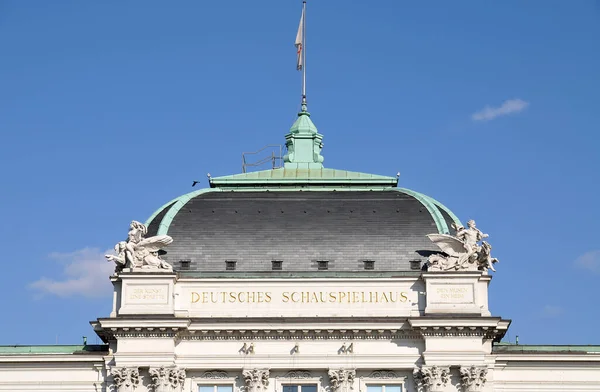 Szenischer Blick Auf Die Christliche Kirchenarchitektur — Stockfoto