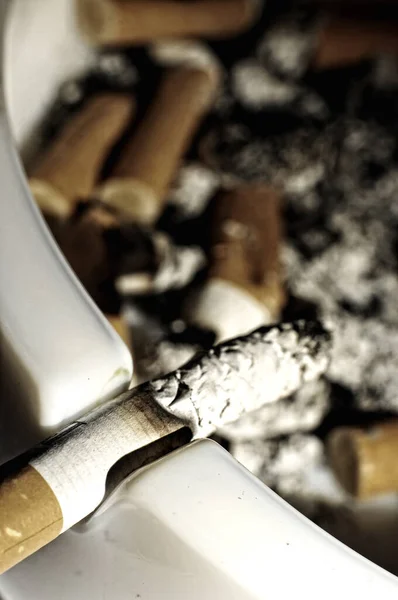 cigarette ashtray, smoking unhealthy