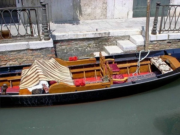 Venedig Die Hauptstadt Der Norditalienischen Region Venetien Liegt Auf Mehr — Stockfoto