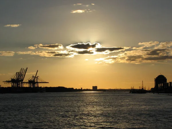 Ηλιοβασίλεμα Στη Σειρά Harbour — Φωτογραφία Αρχείου