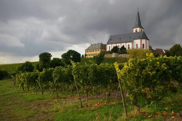 Szenischer Blick Auf Die Christliche Kirchenarchitektur — Stockfoto