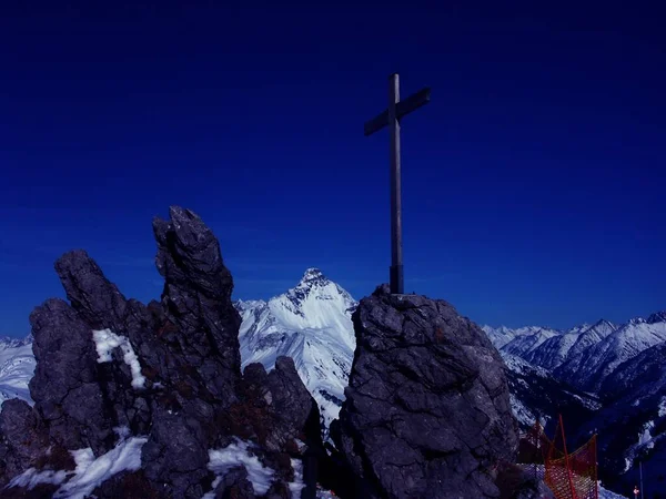 Piedra Puntiaguda Una Roca Que Encuentra Una Meseta Warth Schrckener — Foto de Stock