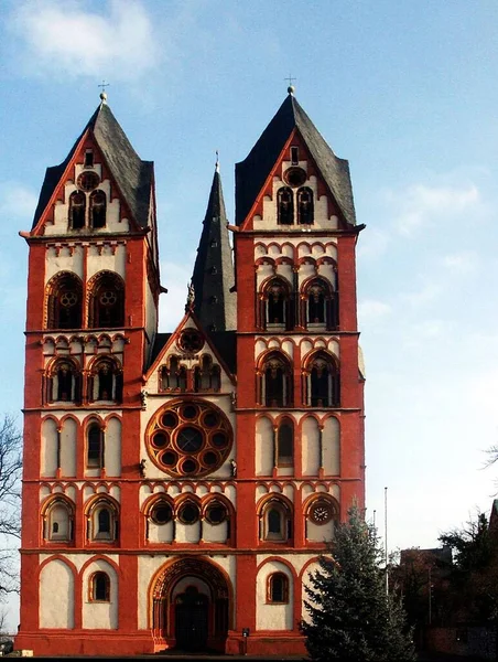 Malerischer Blick Auf Majestätische Kathedralenarchitektur — Stockfoto