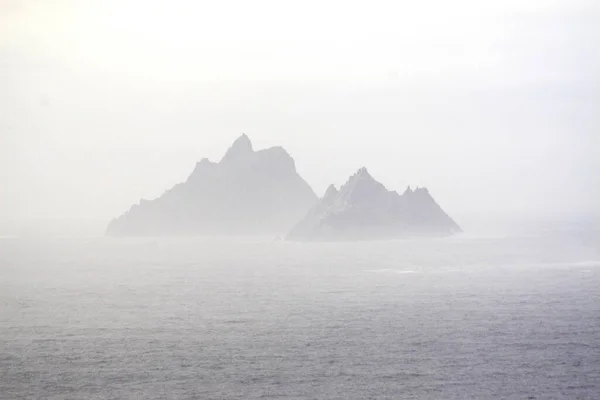 Ilhas Skellig Largo Costa Sudoeste Irlanda Registadas Luz Sol Tarde — Fotografia de Stock