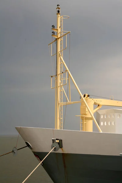 Bug Cargo Ship Port — Stock Photo, Image