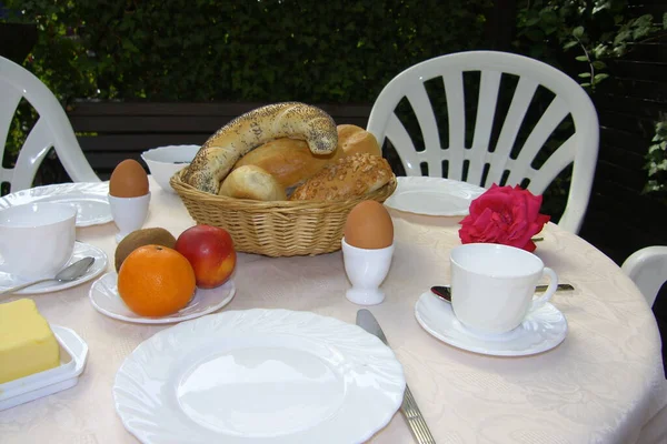 Frühstück Garten — Stockfoto