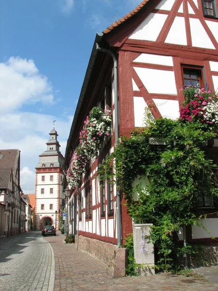 Typische Altstadt Mit Historischem Viertel — Stockfoto