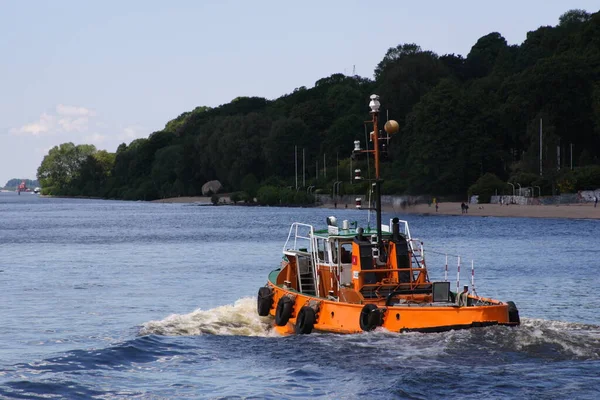 Boten Het Water Vervoer Van Vaartuigen — Stockfoto