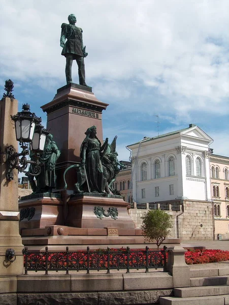 Die Statue Des Königs Des Vaterlandes — Stockfoto