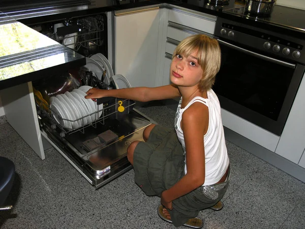 Woman Kitchen Oven — Stock Photo, Image