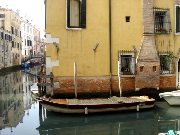 Venedig Die Hauptstadt Der Norditalienischen Region Venetien Liegt Auf Mehr — Stockfoto