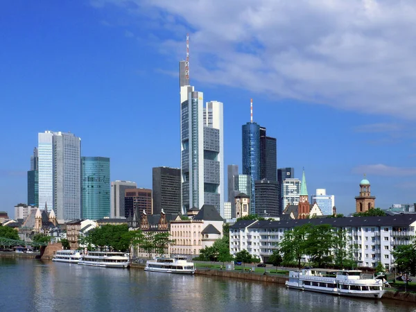 Edificios Ciudad Frankfurt —  Fotos de Stock
