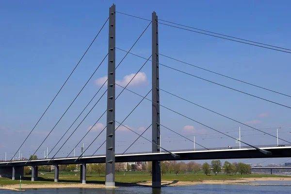 Vista Panorâmica Arquitetura Estrutura Ponte — Fotografia de Stock