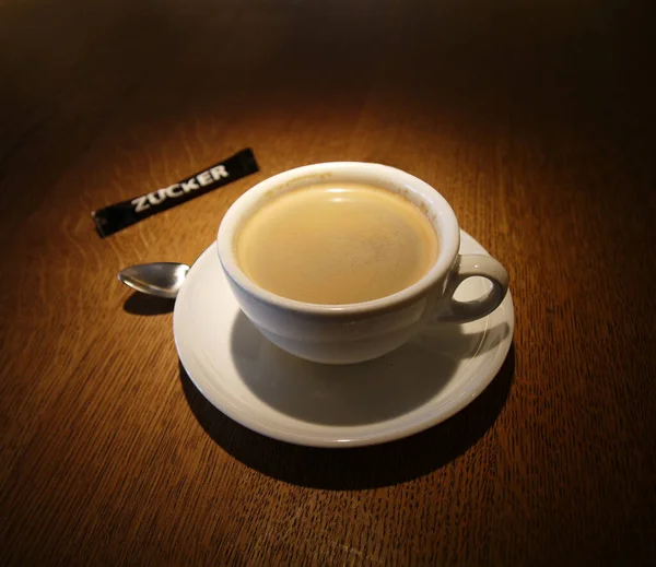 Koffiekopje Houten Tafel — Stockfoto