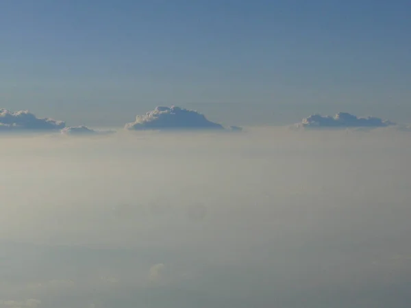 Wolken Lucht Bergen — Stockfoto