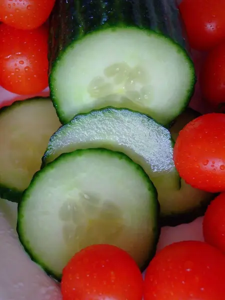 Ogórek Małe Pomidory — Zdjęcie stockowe