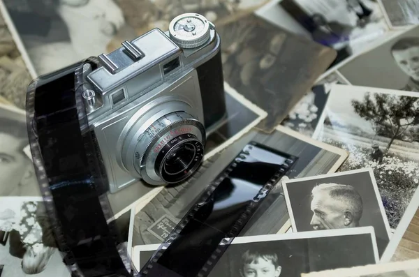 Старый Фотоаппарат Студии — стоковое фото