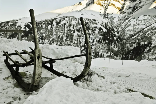 Besneeuwd Bos Bergen Met Besneeuwde Bomen Oostenrijk — Stockfoto