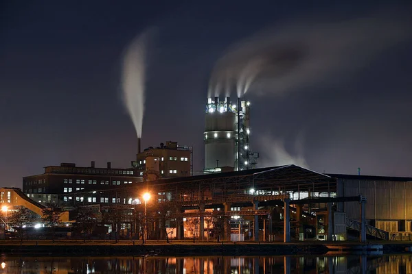 Industriële Fabriek Met Rook — Stockfoto