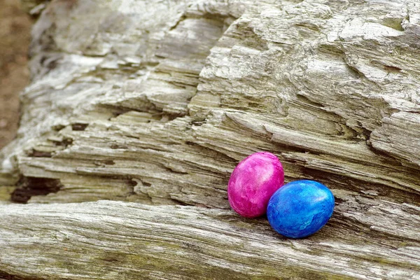 Пасхальные Яйца Скале — стоковое фото