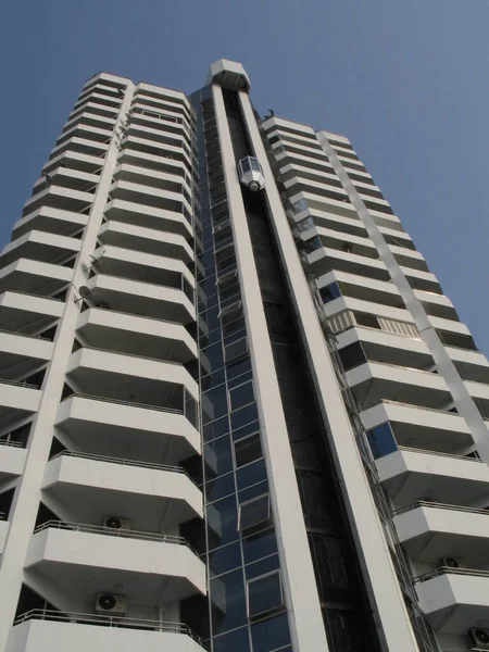 Modern Building Blue Sky — Stock Photo, Image