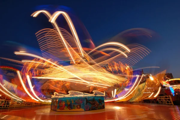 Attraction Modern Amusement Park — Stock Photo, Image