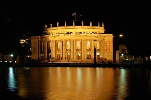 Stuttgart Opera House Noite — Fotografia de Stock