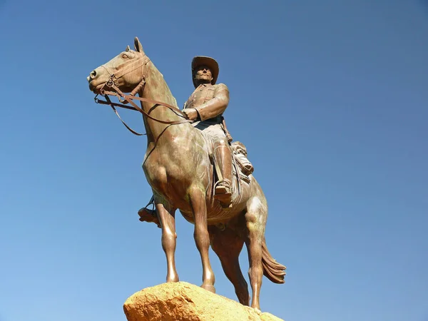 Estátua Cavalo Cidade — Fotografia de Stock