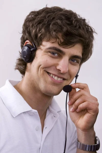 Jovem Call Center — Fotografia de Stock