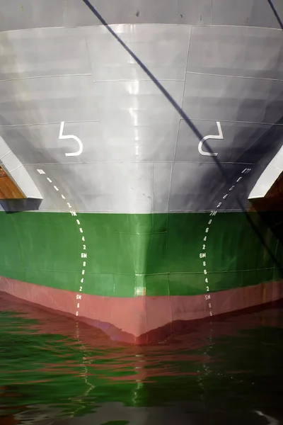 Statek Dalekomorski Paciorkiem — Zdjęcie stockowe