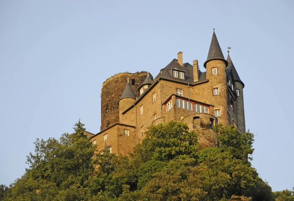 Malebný Pohled Majestátní Středověkou Hradní Architekturu — Stock fotografie