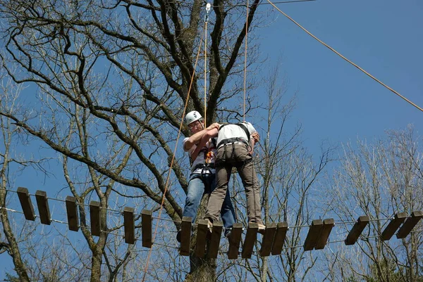 Balance Act Jungle Bridge Kötélkert Tobelropes Martinshaus Kleintobel — Stock Fotó