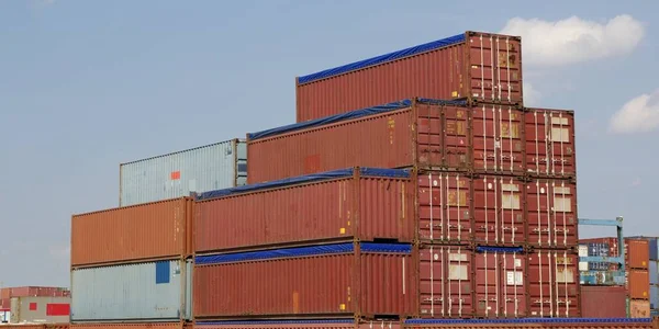 Containerfrachtcontainer Hamburger Hafen — Stockfoto