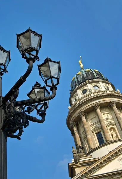 Laterne Vor Dem Französischen Dom — Stockfoto