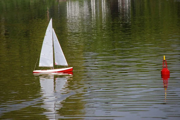 Boot Auf Dem See — Stockfoto