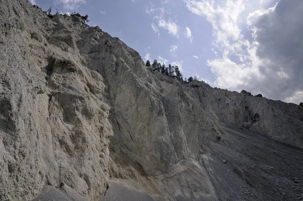岩だらけの海の崖 — ストック写真