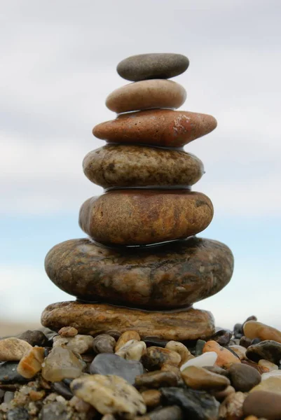 Stapel Stenen Het Strand — Stockfoto