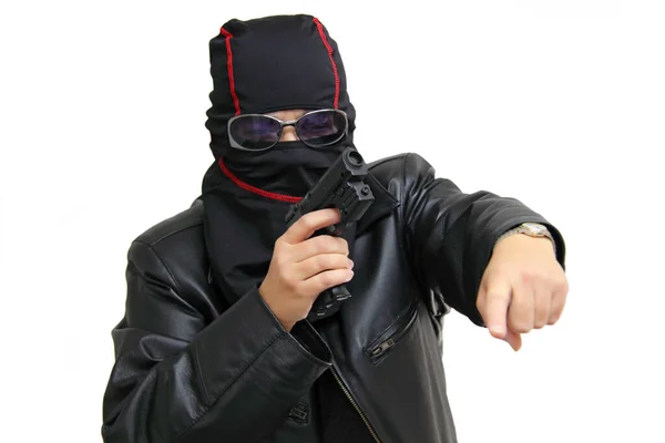 Jeune Homme Costume Noir Avec Pistolet — Photo