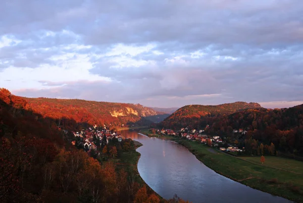 Prachtig Herfstlandschap Natuur — Stockfoto