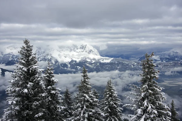 Сентиментальный Вид Величественный Альпийский Пейзаж — стоковое фото