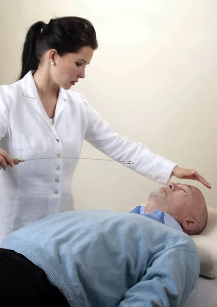 Young Woman Receiving Massage Hospital — Stock Photo, Image