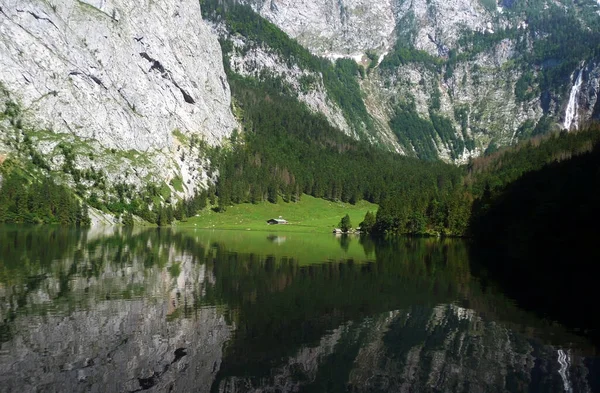 Bela Vista Sobre Alpes Montanhas Fundo — Fotografia de Stock