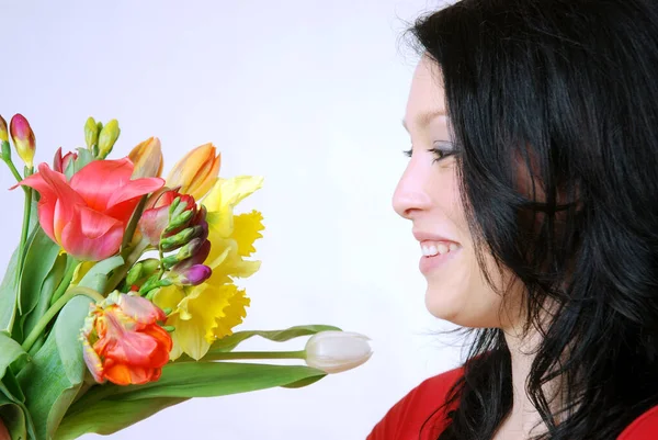 Mujer Joven Con Flores — Foto de Stock