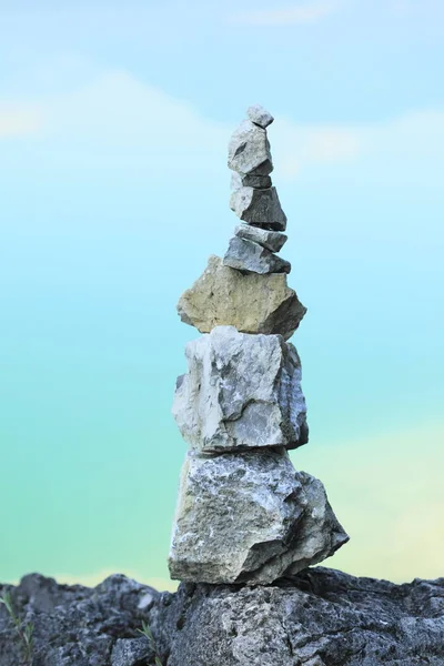 Pyramid Stones Sea — Stock Photo, Image
