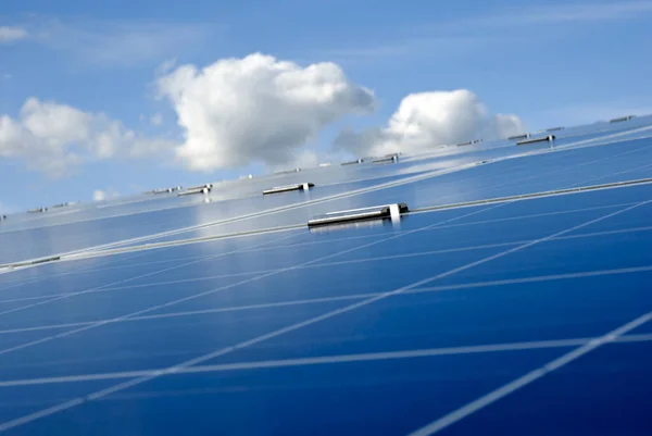 Painéis Solares Telhado Casa — Fotografia de Stock